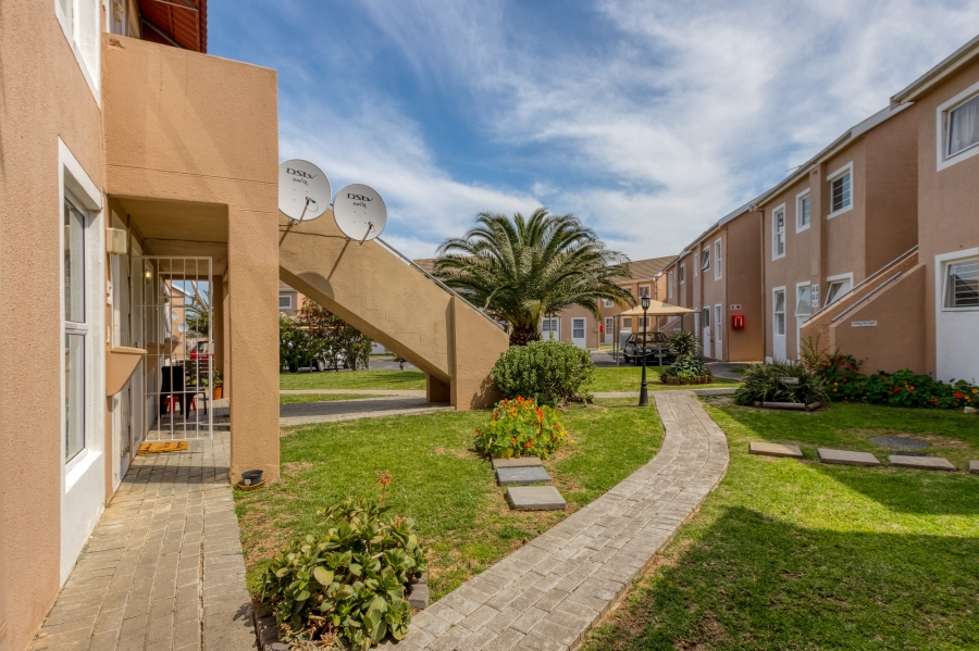2 Bedroom Property for Sale in Strand South Western Cape